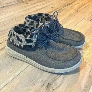 Hey Dude Britt Loafer Slip On Bootie Gray Cheetah Womens 9